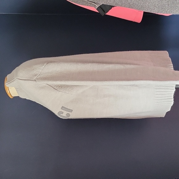 FIORUCCI sweater size large - Picture 2 of 7